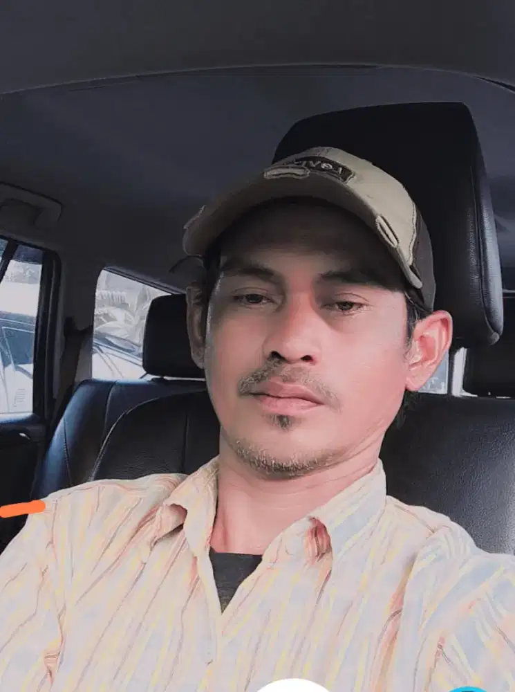 Saya sedang mencari pekerjaan sebagai Driver/supir pribadi atau kantor