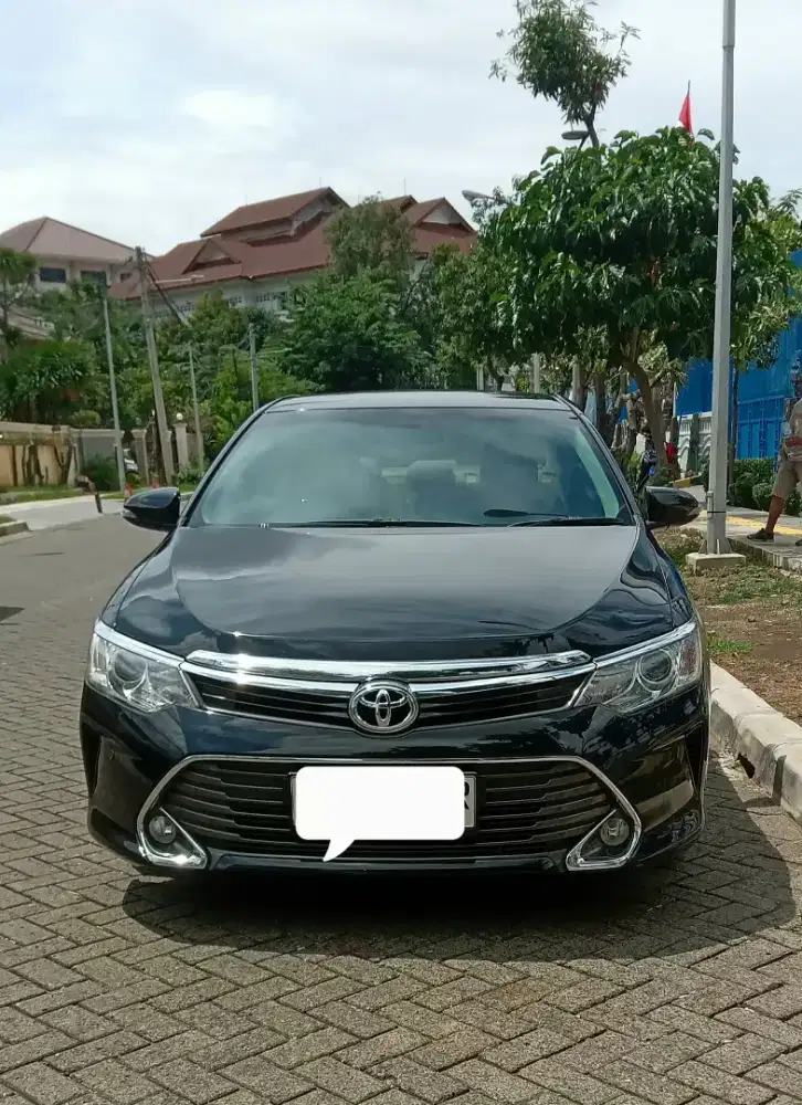 ( TDp 20 Jt ) Camry 2.5V AT CKD Hitam met 2016