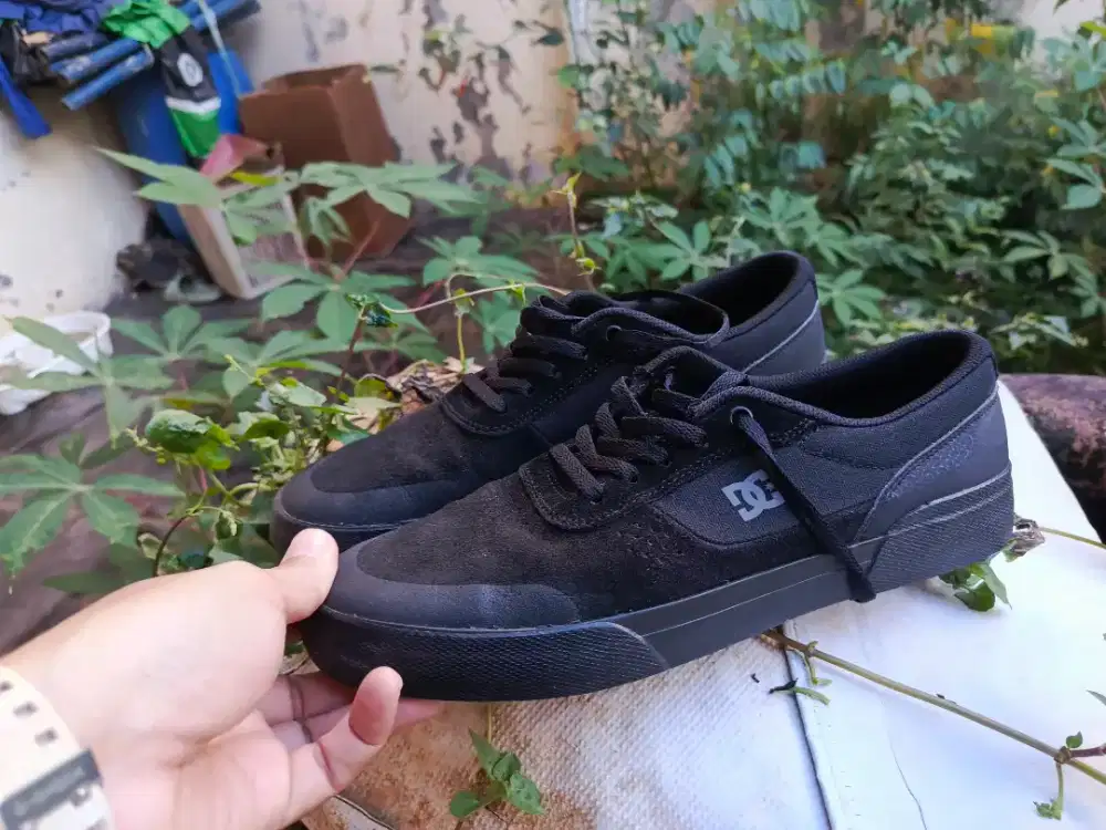 Sepatu DC Switch Plus S BLACK Original 100% size 44.5 kondisi mulus