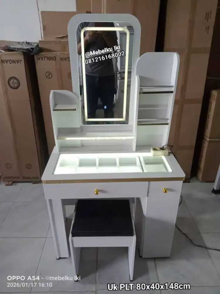 Meja rias lampu laci rak-rak+kursi terlaris bisa kirim COD