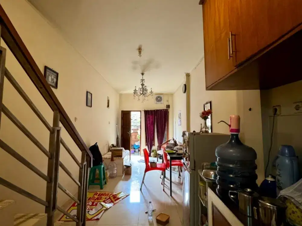 Rumah Dijual di Cawang Lokasi Strategis Siap Huni