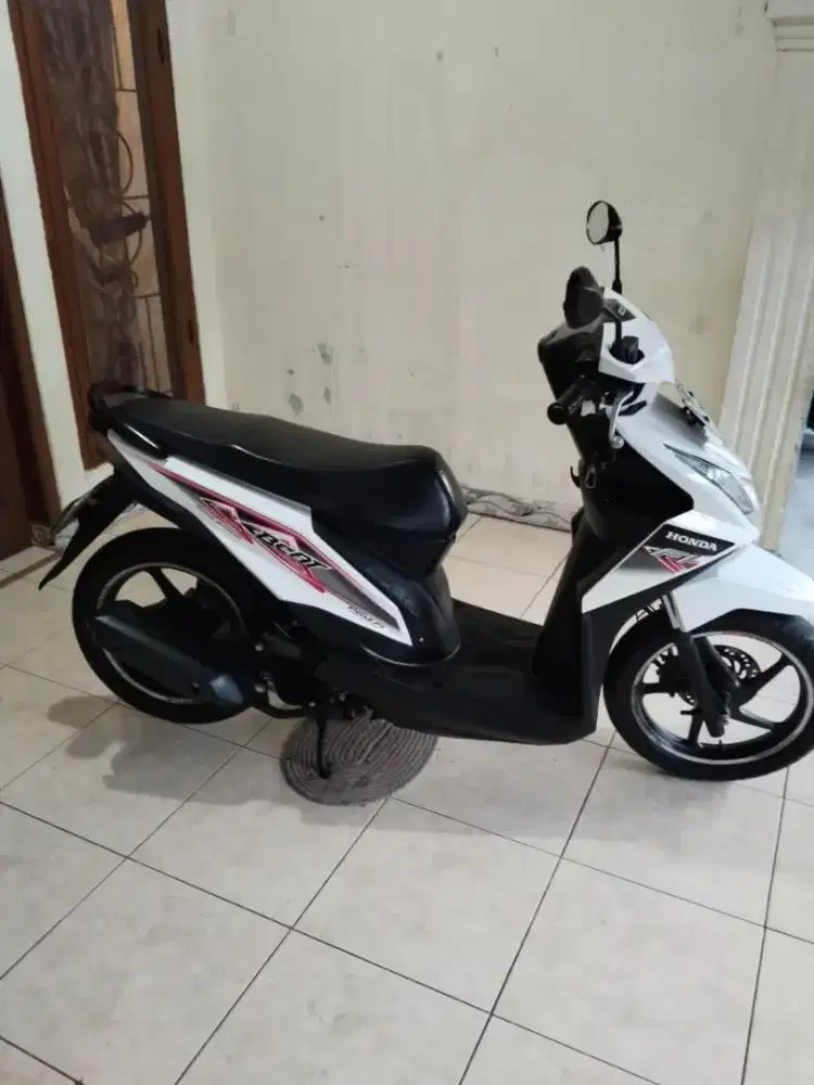 Honda beat fi tahun 2013