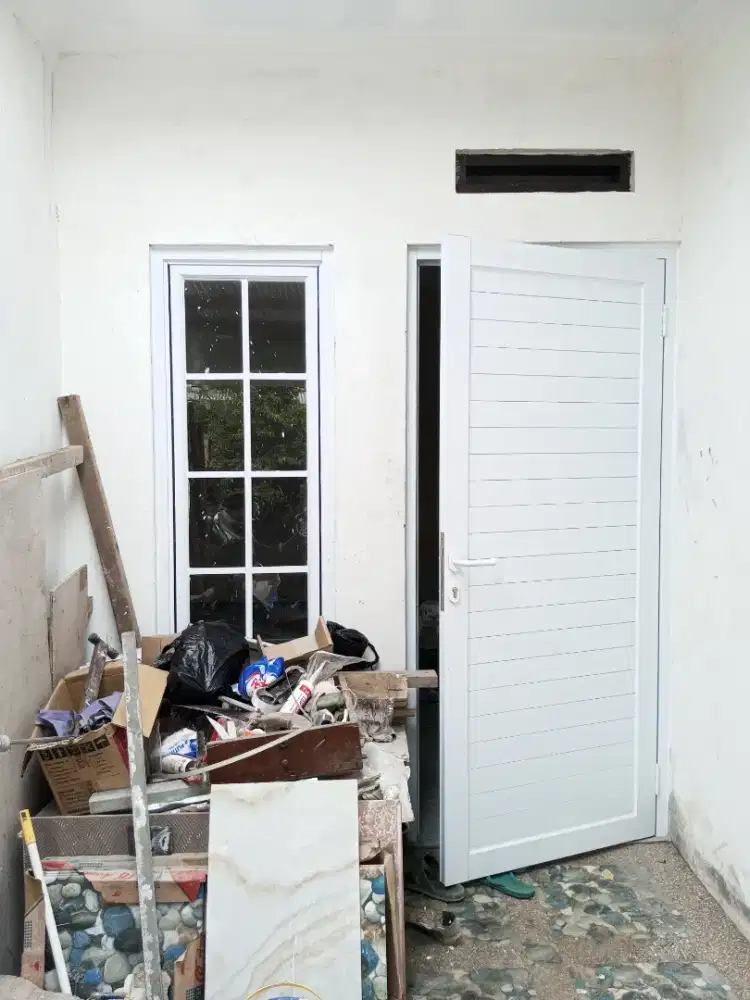 Kusen pintu jendela aluminium dan kaca tempered laminate dll