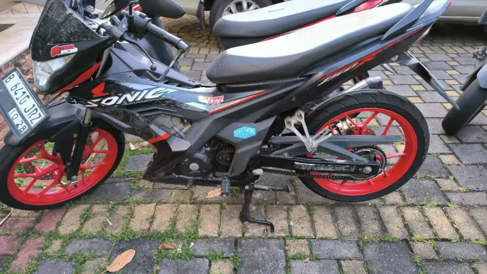 Honda Sonic 2018 pajak hidup siap pakai surat2 lengkap harga murah