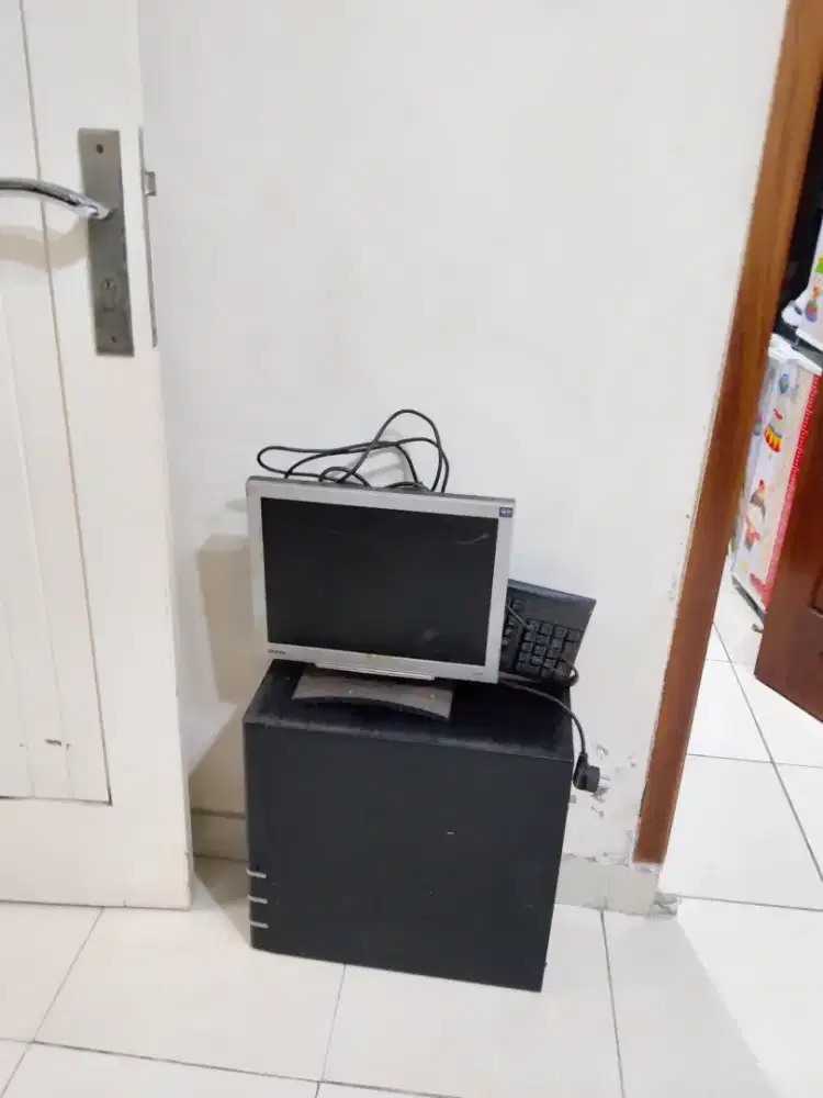 Komputer lama tahun lama banget udah lupa