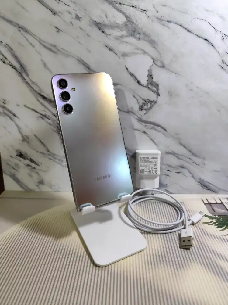 Samsung A34 5G Ram 8/128 HP dan charger