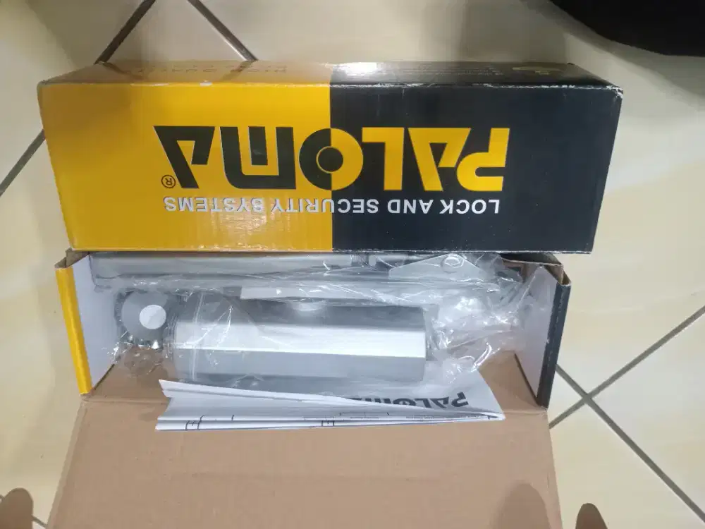 Door Closer ( Penutup Pintu otomatis)