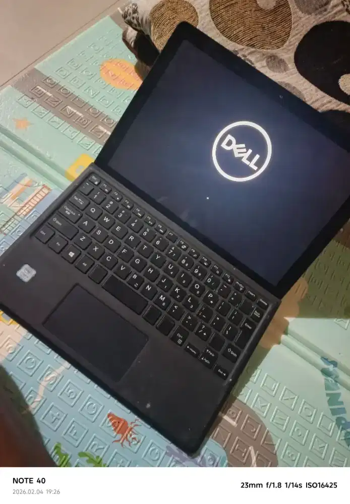 Dell 2 in 1 touchscreen