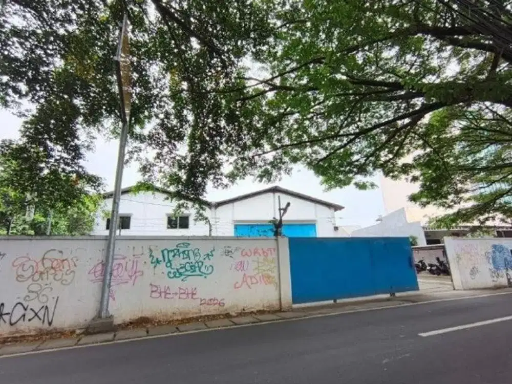 Gudang Pinggir Jalan di Pondok Aren, Hanya 7 Menit ke Tol Parigi