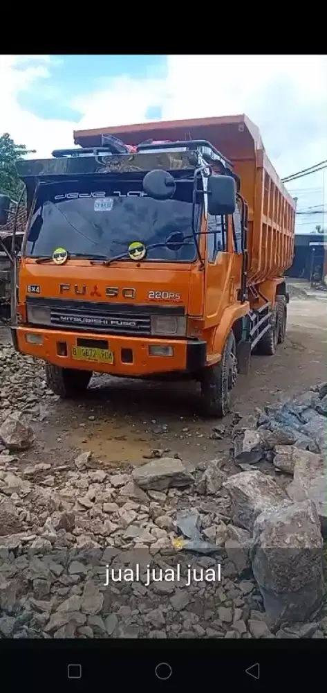 Di Jual Truck Tronton th 2011