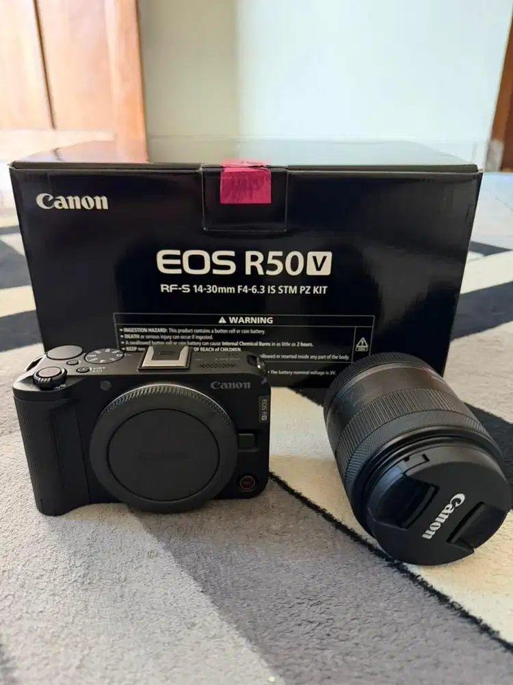 Canon EOS R50V Kit