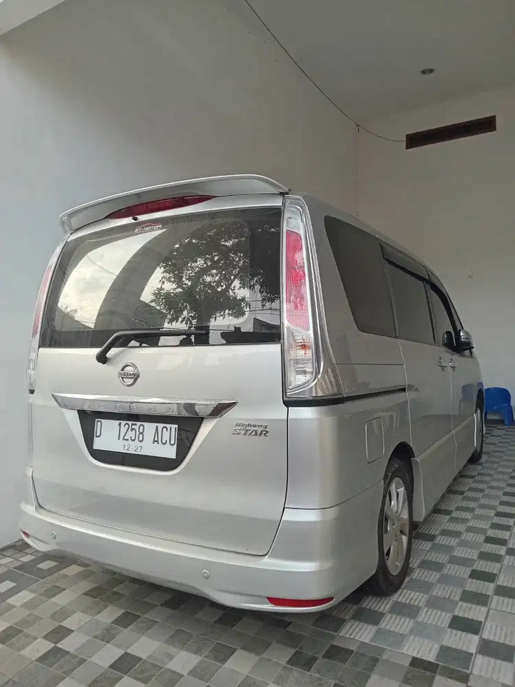 Nissan Serena HWS AT 2014