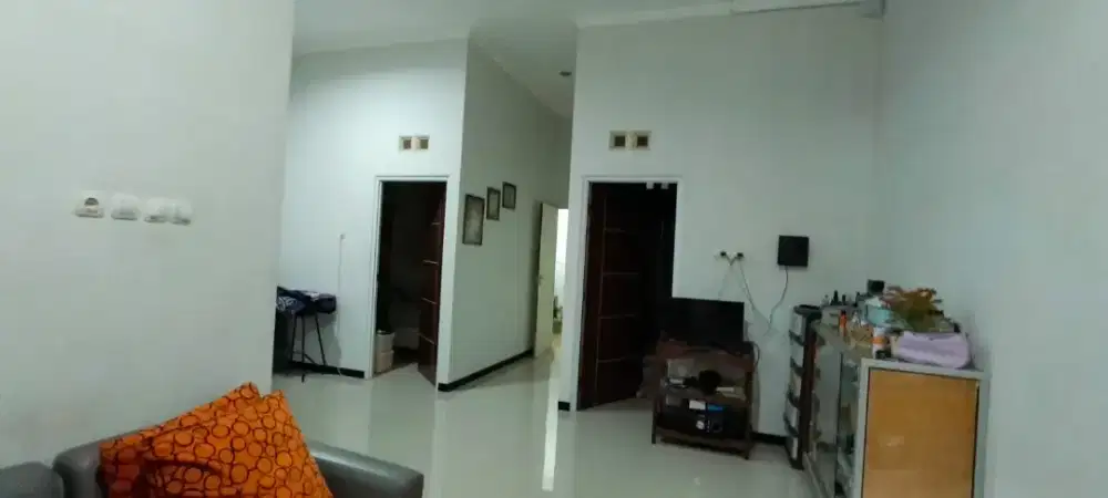 Murah rumah dijual siap huni startegis mangunharjo sambiroto