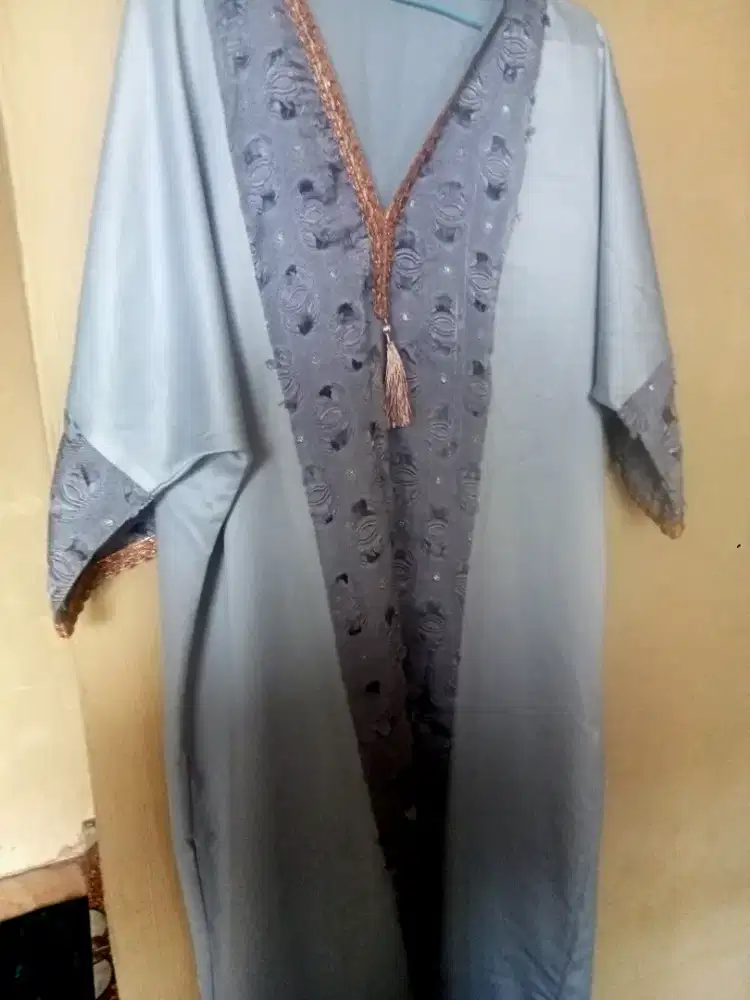 Baju muslim bekas