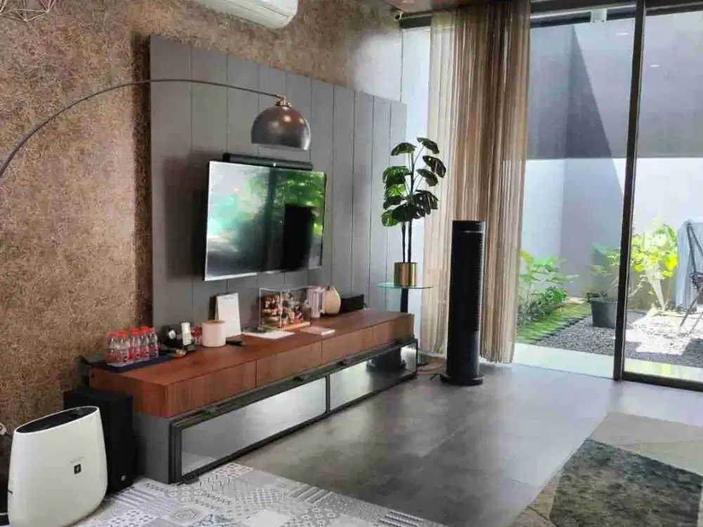 DIJUAL : RUMAH CANTIK DI STAMFORT CITRALAND SURABAYA