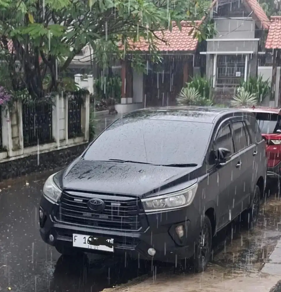 Innova Reborn G AT diesel