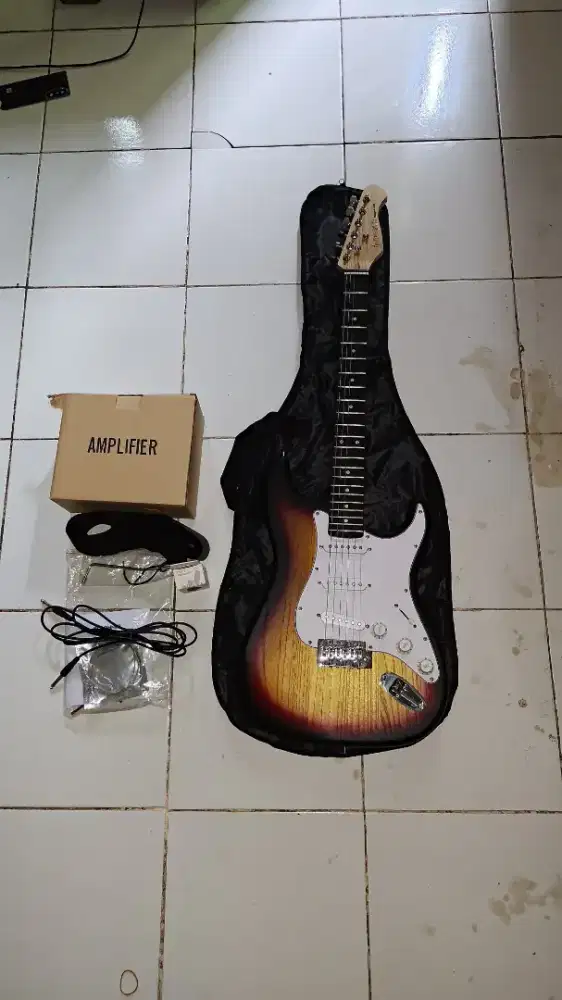 Gitar listrik dst 80
