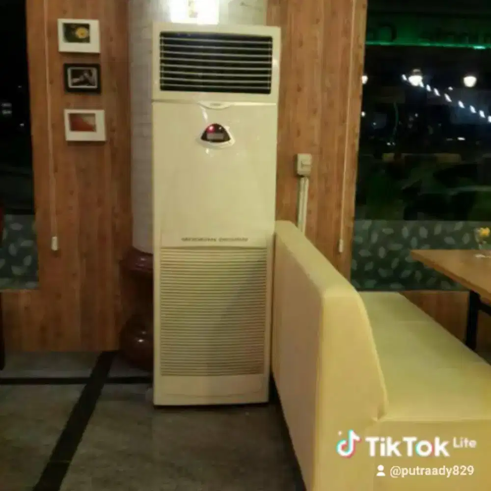 Jasa service AC cuci AC bongkar pasang AC isi freon AC