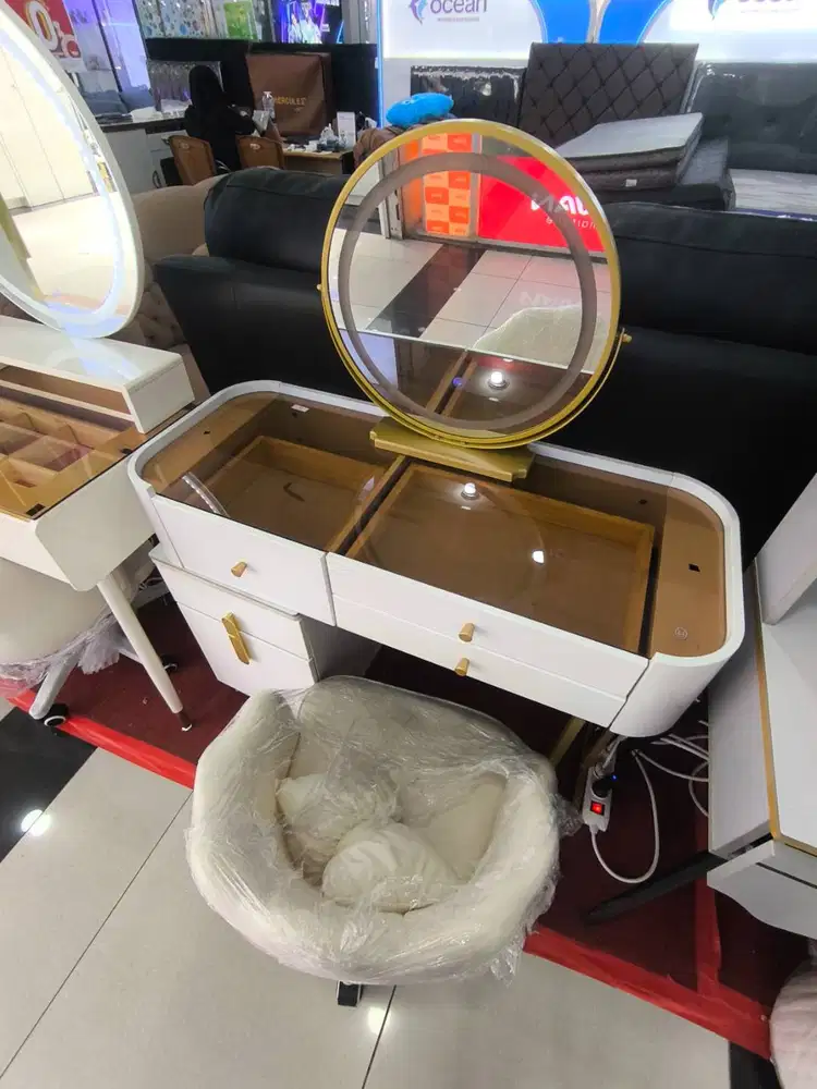 PROMO MEJA RIAS BISA CICILAN TANPA DP PAKAI HOME CREDIT 0% FLAT