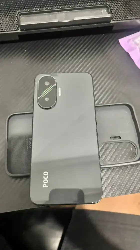 Poco F7 12 / 512
