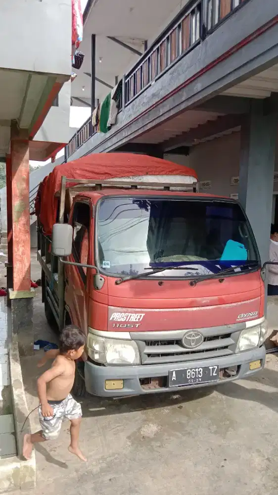 Sewa truk engkel bak dalam dan luar kota