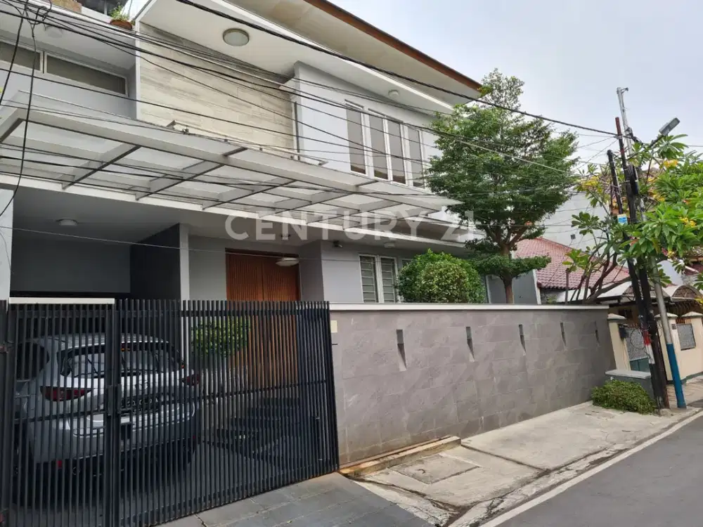 Rumah Mewah Di Kawasan Elit Cempaka Putih Tengah
