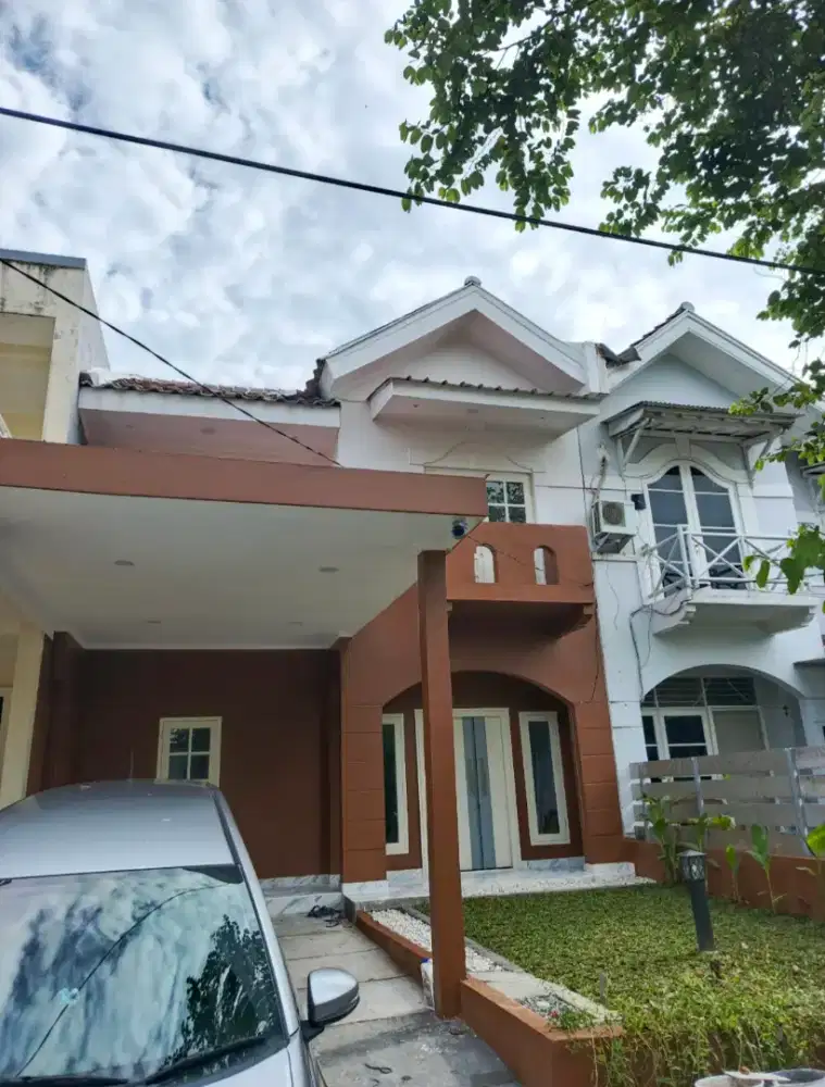 Dijual Rumah 2 Lt 5KT 4KM Lippo Cikarang