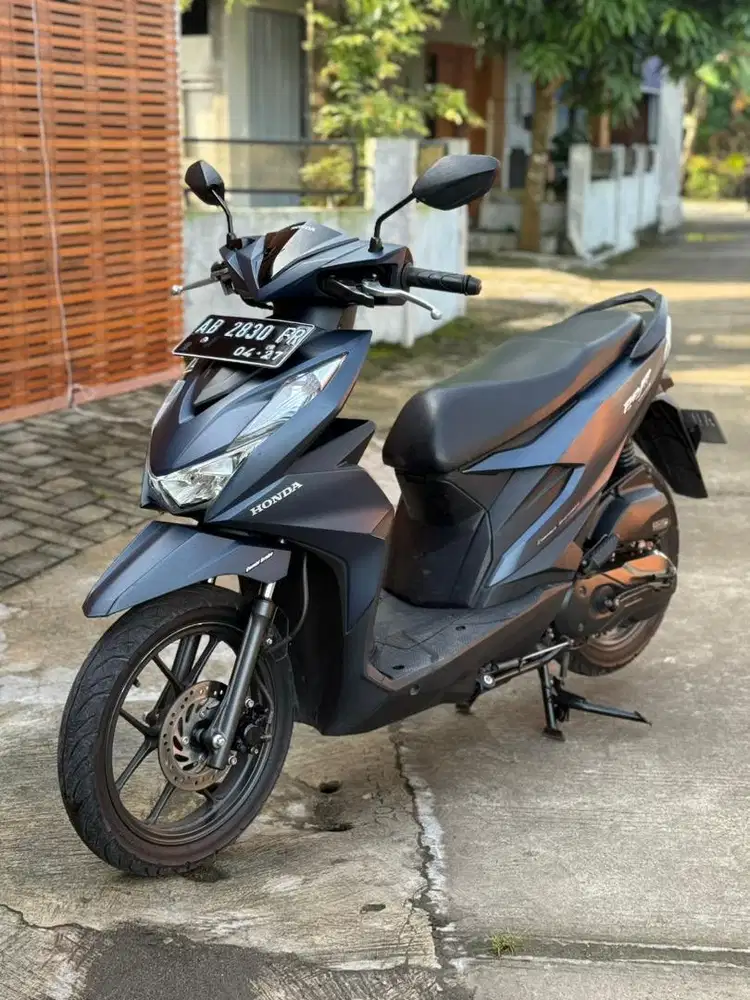 Honda beat 2022 plat ab pajak on