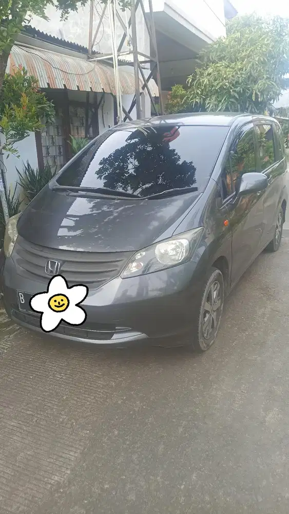 Honda Freed 2011 Bensin