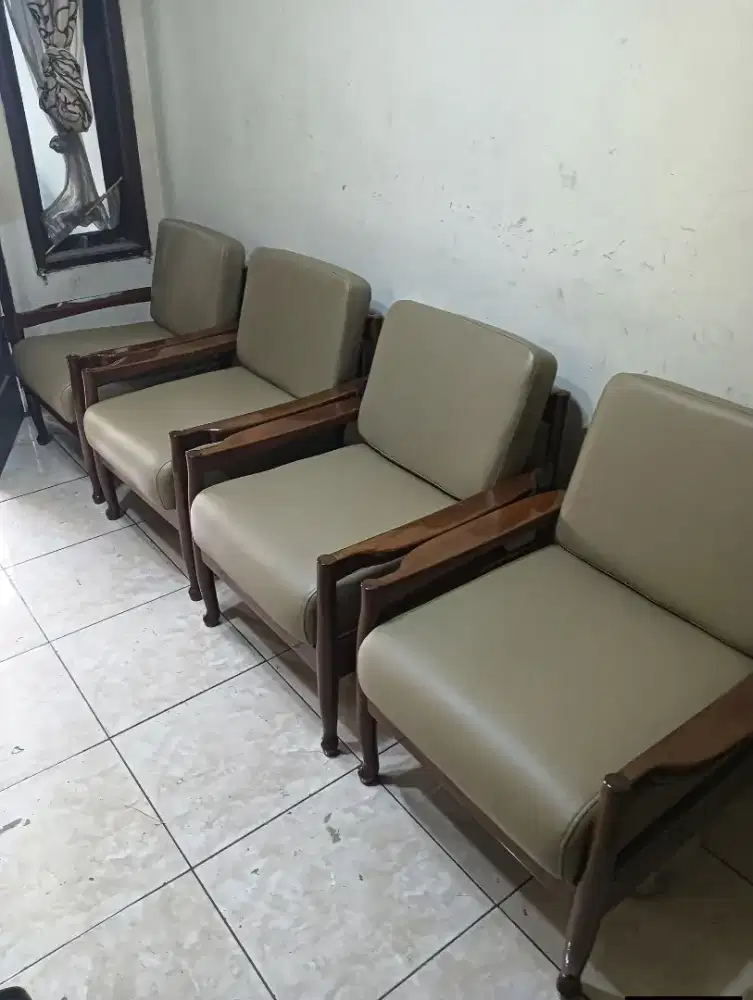 SERVICE KURSI,SOFA