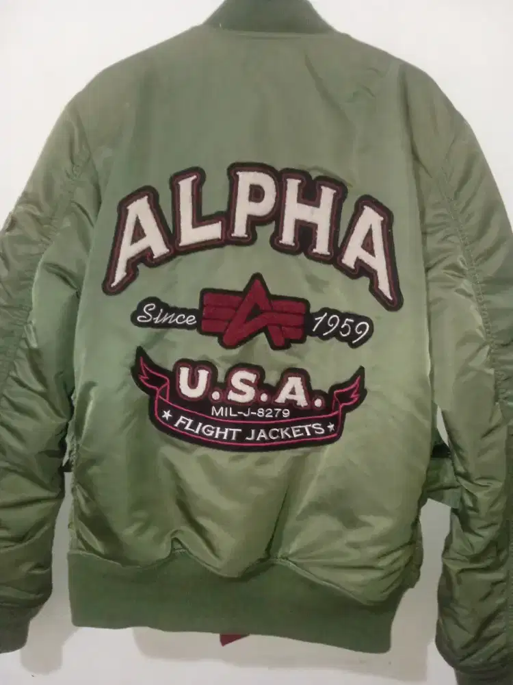 jaket bomber Alpha Industries MA-1, size M. good condition
