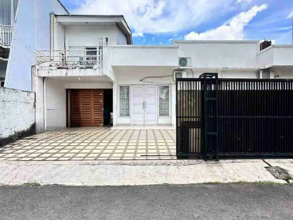 Rumah Bagus Di Delman Tanah Kusir Jakarta Selatan Dekat MRT Lebak Bulus