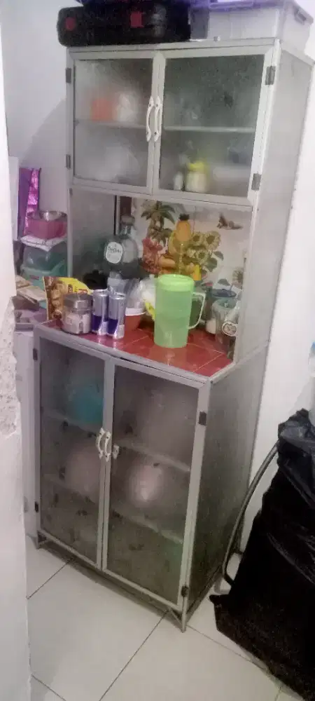 Rak Piring Lok Kemanggisan