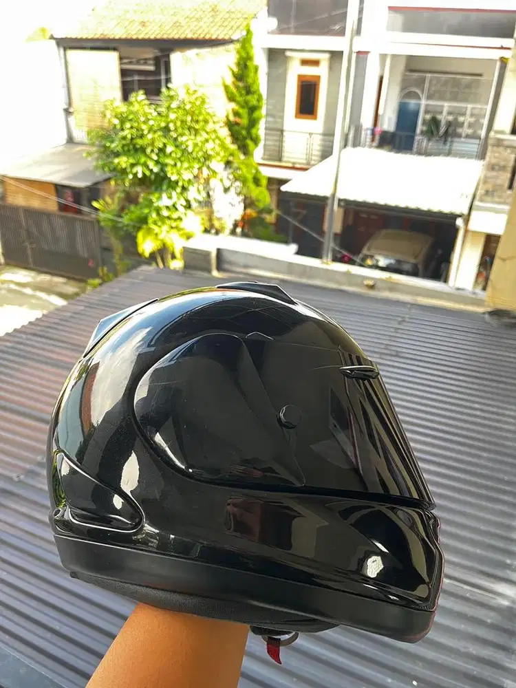 arai astro iq black glossy