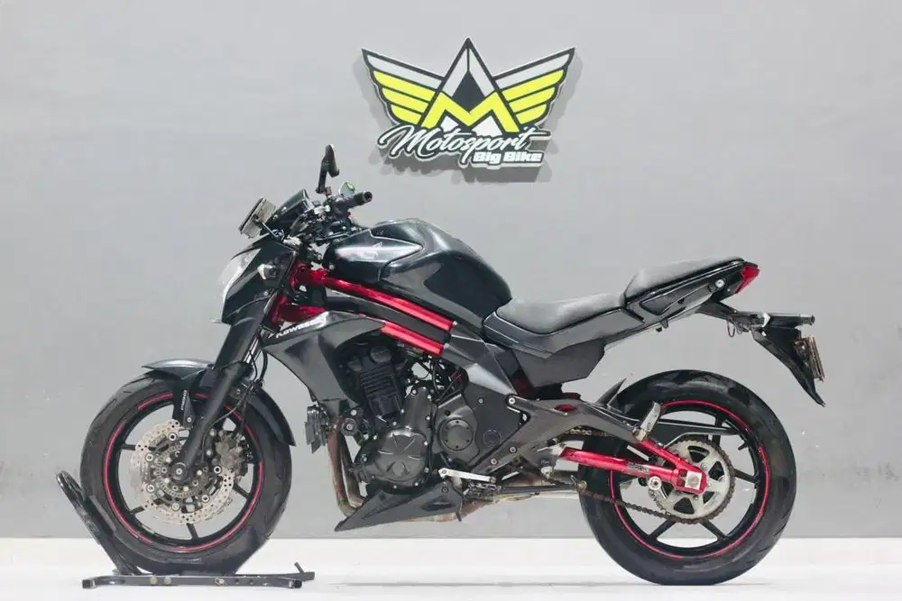 Kawasaki er6n 650 Abs Red Casis 2016 like new mesin sehat torsi jambak