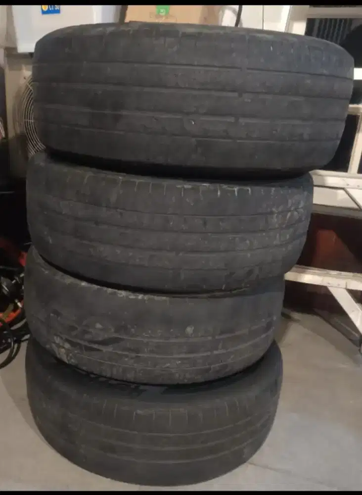 Ban bekas ban fortuner tubeless
265 65 17