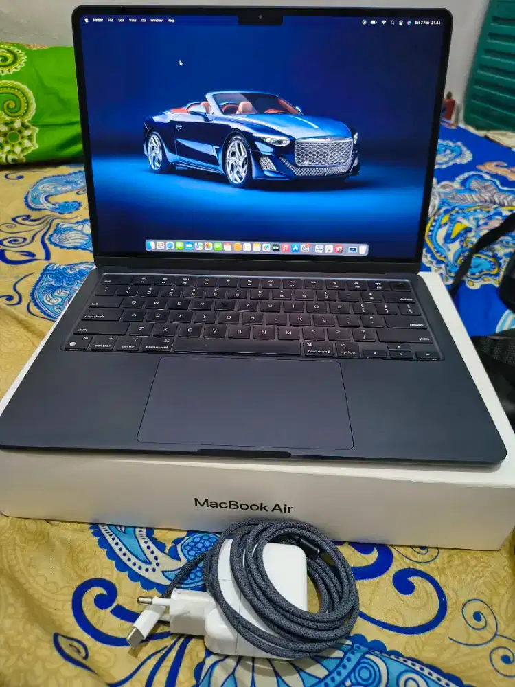 Macbook Air M2 Midnight 16/256GB IBOX Garansi On September 2026