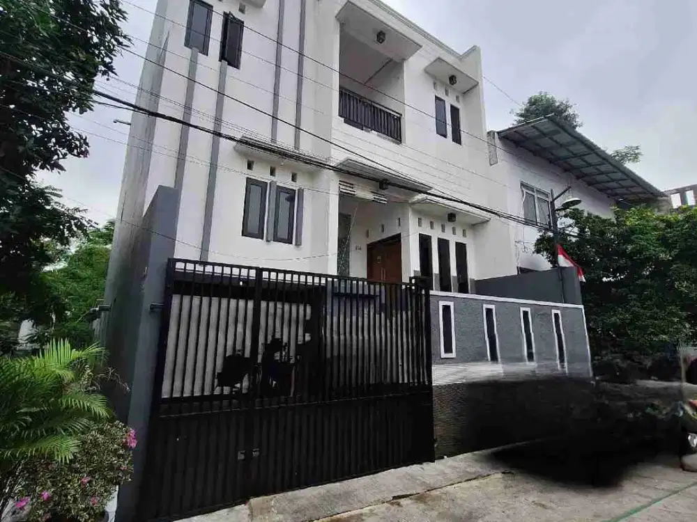 Rumah Bagus 2.5 Lantai Di Bendi Tanah Kusir Jakarta Selatan Dekat MRT Lebak Bulus