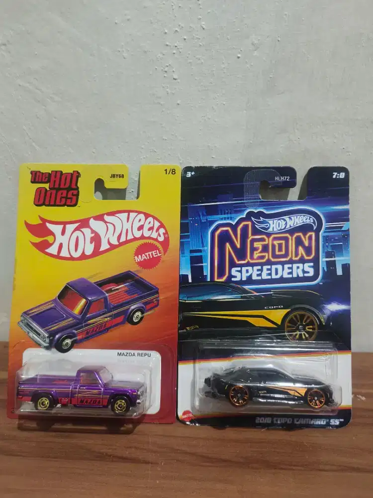DIECAST HOTWHEELS