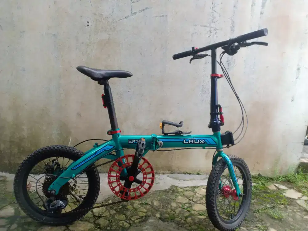 sepeda lipat laux