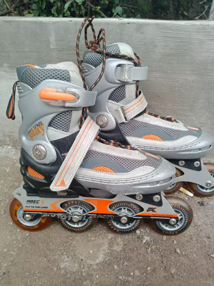 Sepatu Roda inline skate