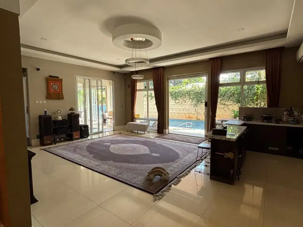 Rumah mewah asri full furnished strategis di jakarata selatan pr 17352