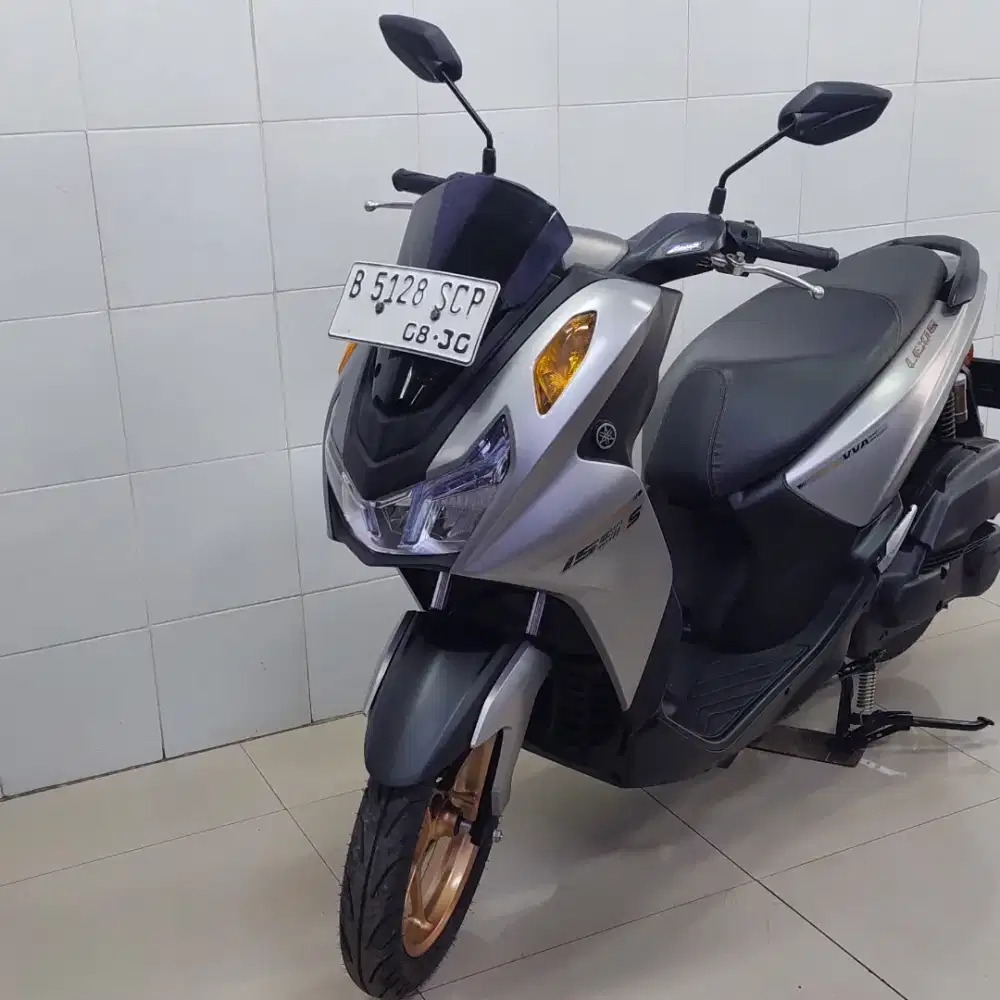 Yamaha lexi lx s 155 2025 dp kredit 1jt