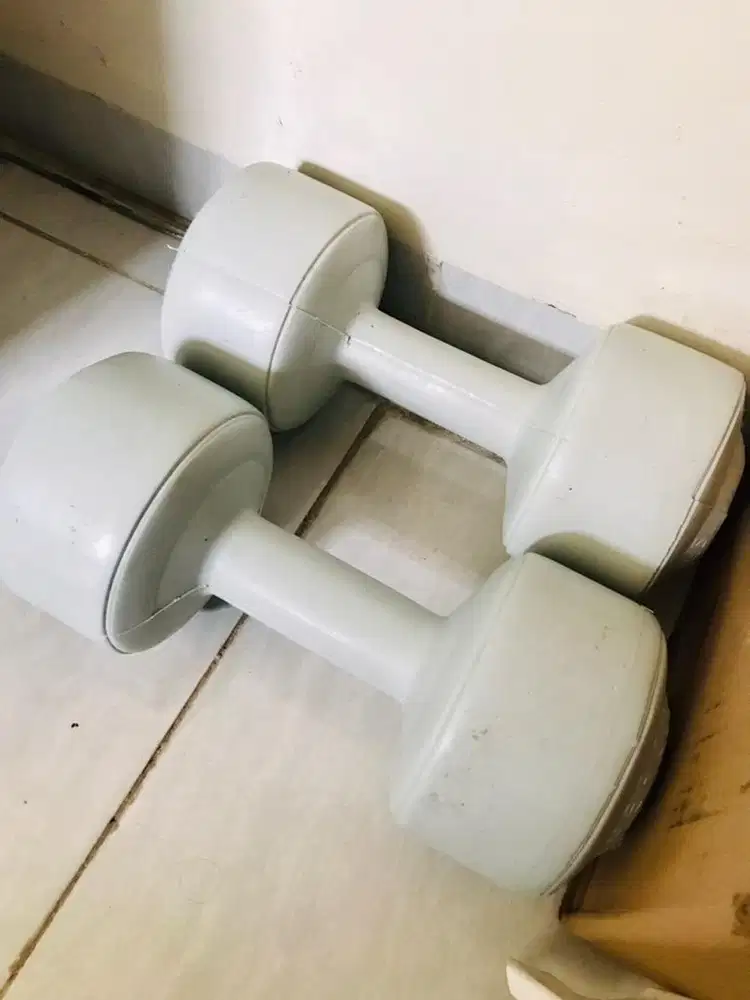 Barbell isi 5 kg - 2 pcs - 100 rb nego