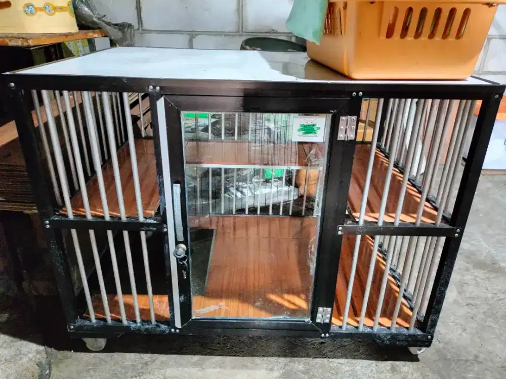 Kandang untuk kucing