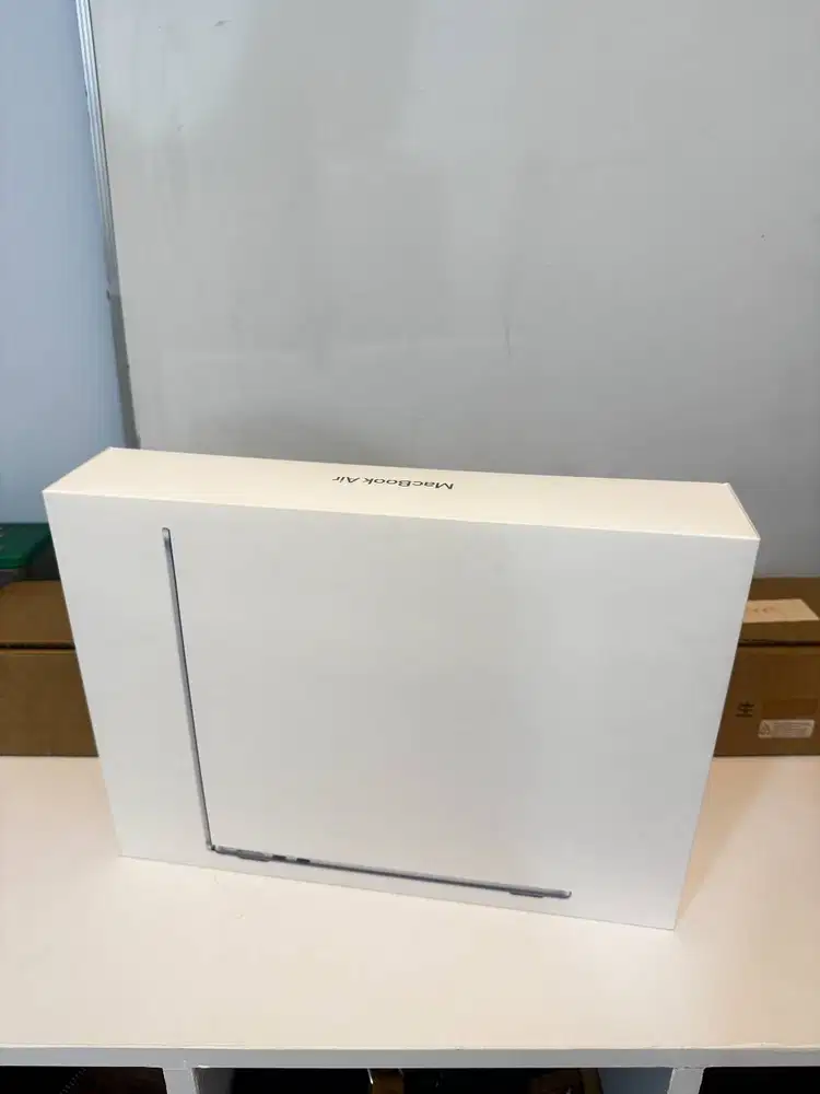 Macbook Air 2025 M4 [16/256]