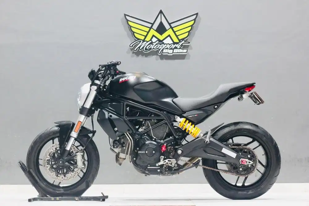 Ducati monster 797 ABS like new street fighter848 monster696 Z900
