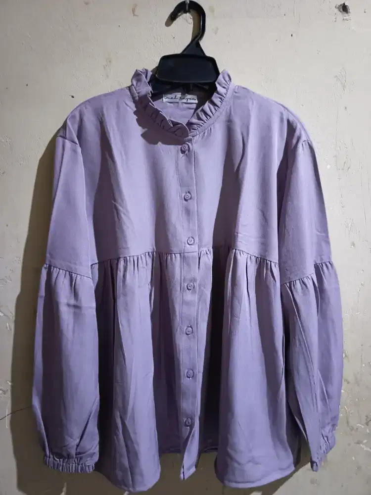 PRELOVED ATASAN WANITA