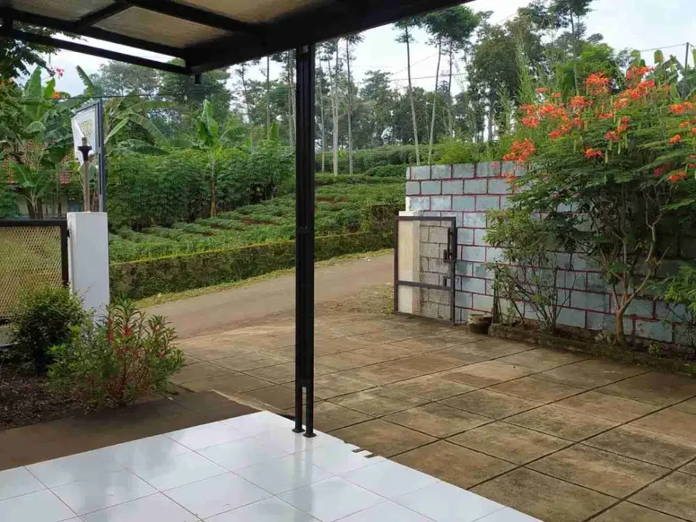 Rumah plus warung,sisa tanah luas Cilembu