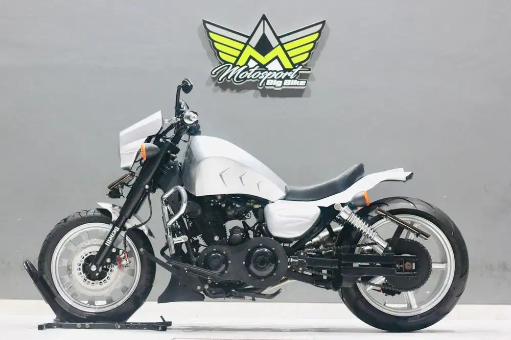 Benelli Motobi 200 EVO 2019 custom mulus like new W250 MT25 er6n Z650